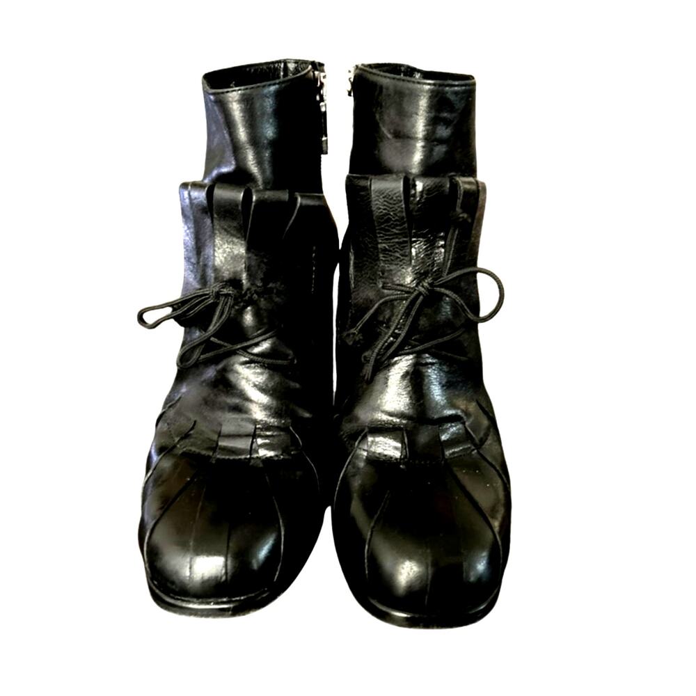 Alberto Fermani Black Leather Ankle Boots – Size 37, Lace-Up with Kiltie Detail